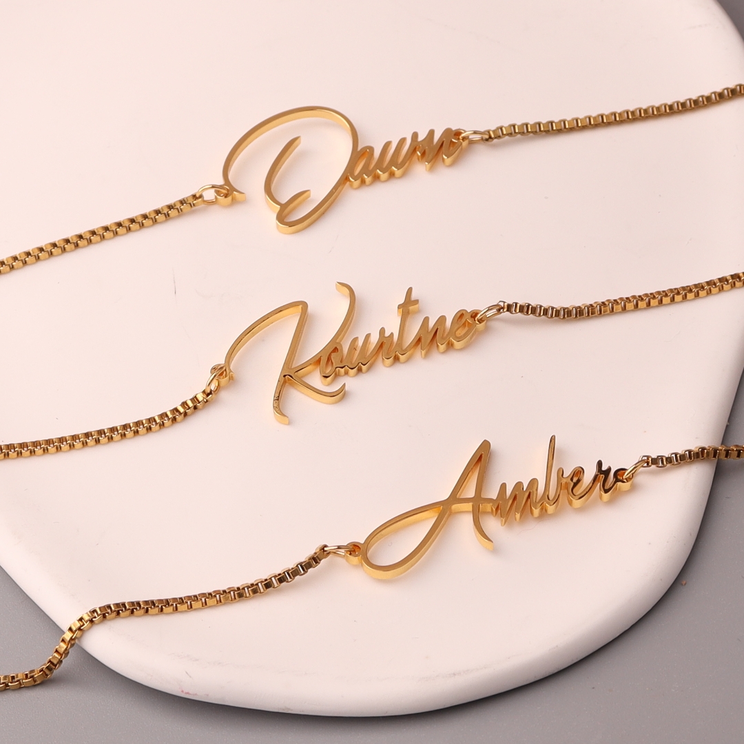 Personalised Gold Name Necklac - Bar Cart Gold recensie en prijs